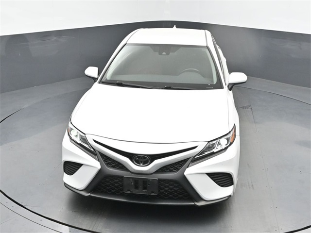Vehicle image 9 of 50