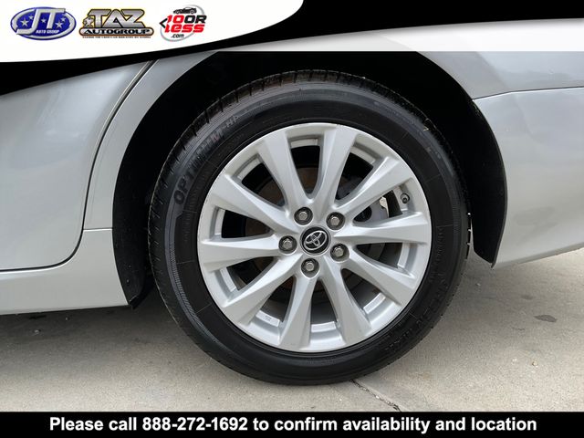 Vehicle image 9 of 22