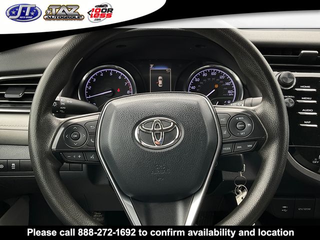 Vehicle image 18 of 22