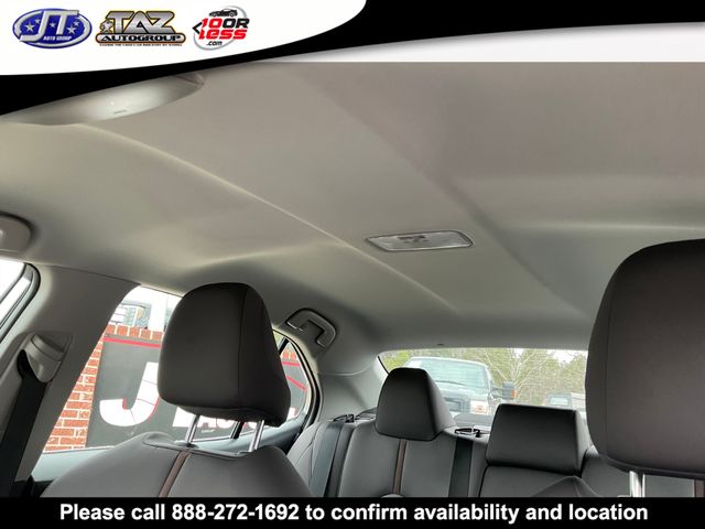 Vehicle image 13 of 22