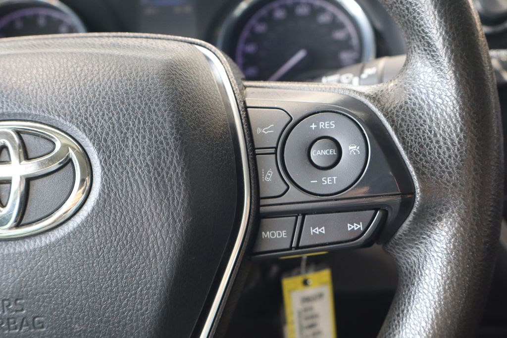 Vehicle image 20 of 36
