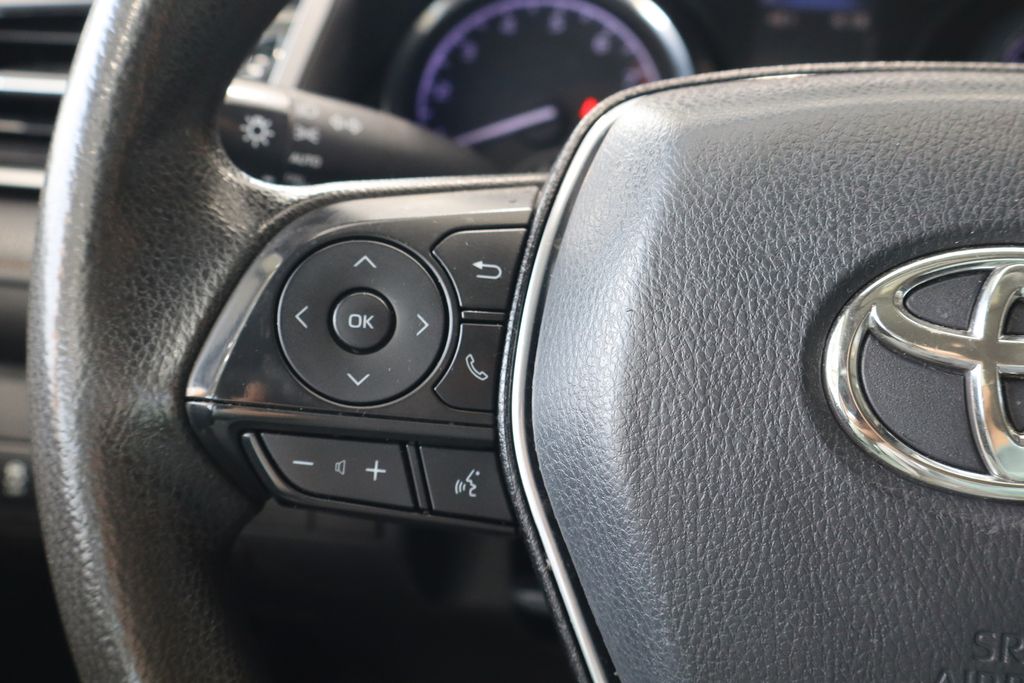 Vehicle image 19 of 36