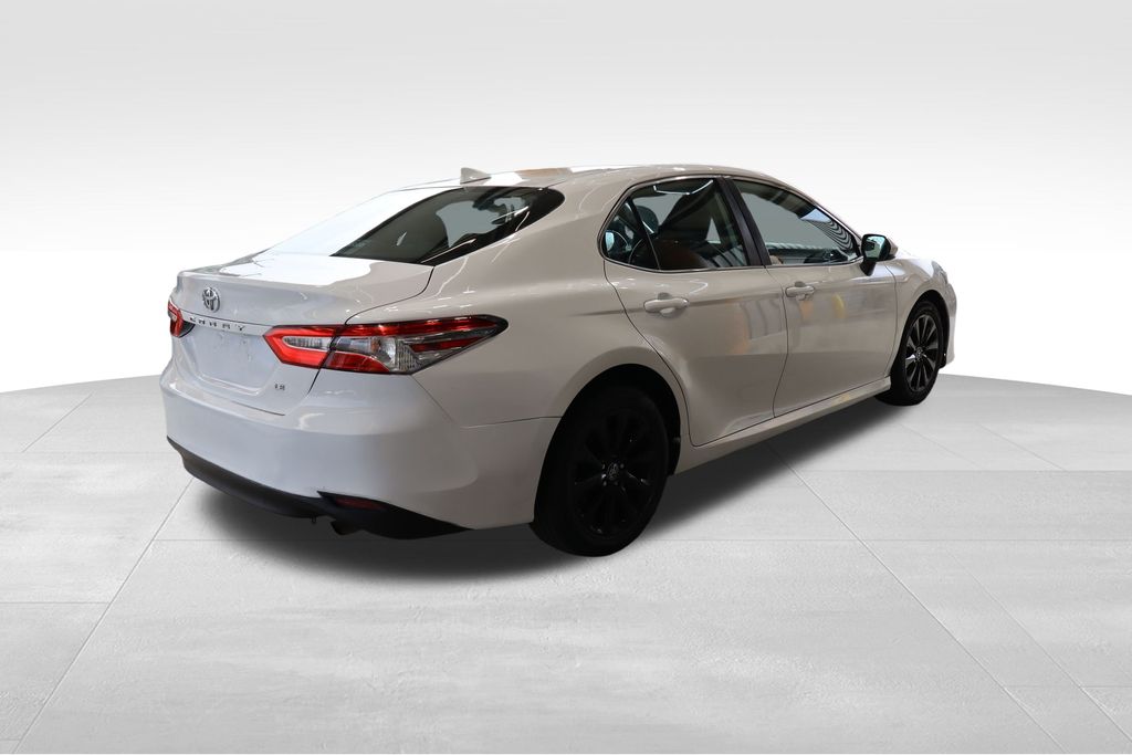 Vehicle image 4 of 36