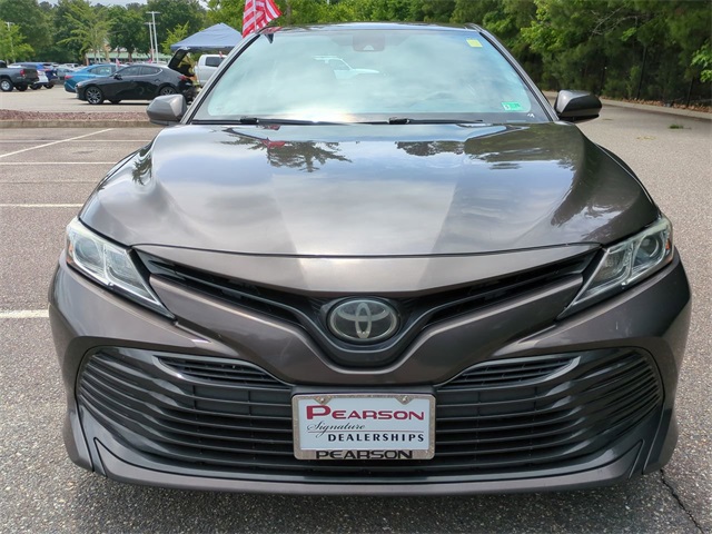 Vehicle image 9 of 25