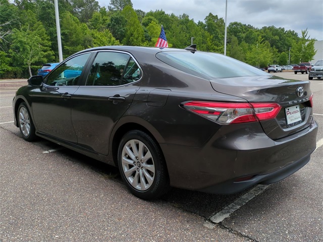 Vehicle image 7 of 25