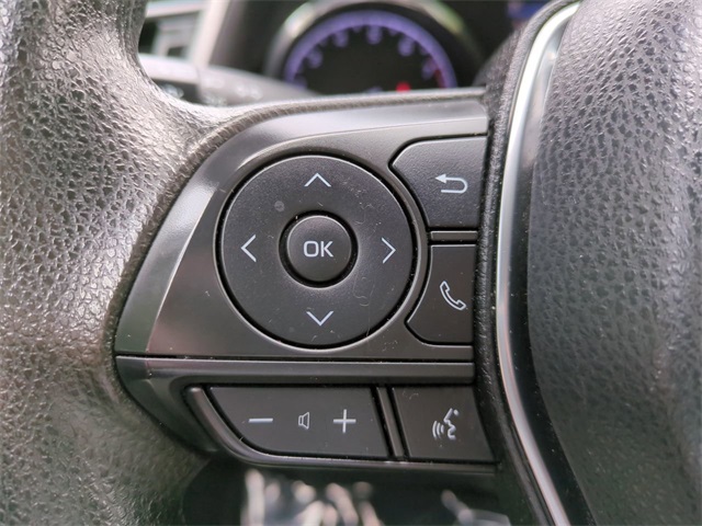 Vehicle image 22 of 25