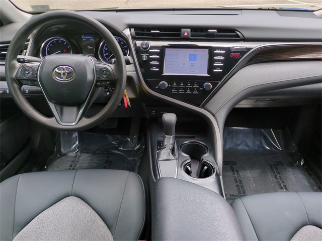 Vehicle image 14 of 25