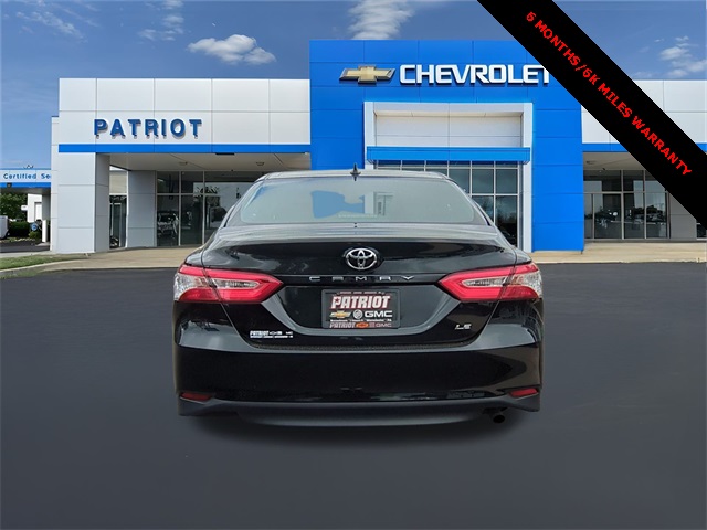 Vehicle image 33 of 34