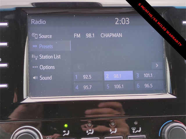 Vehicle image 22 of 34