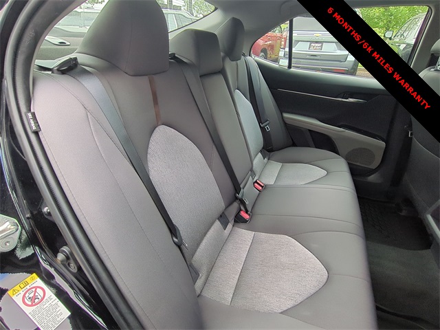 Vehicle image 11 of 34
