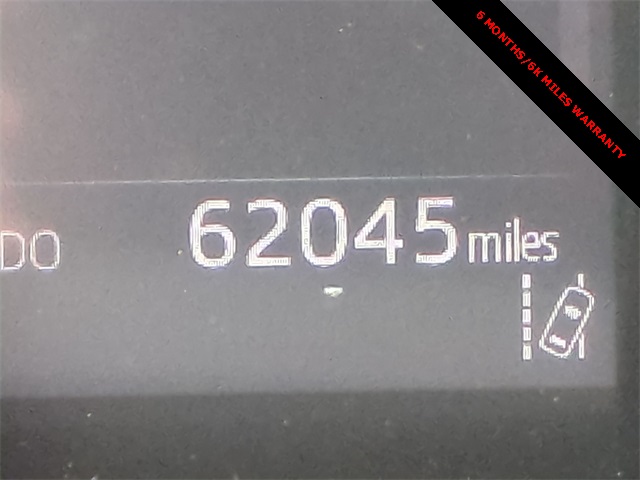 Vehicle image 20 of 34