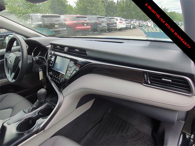 Vehicle image 15 of 34