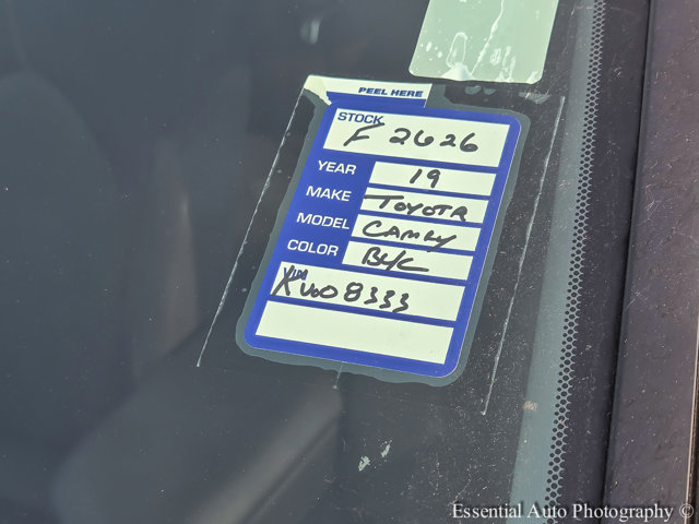 Vehicle image 33 of 34