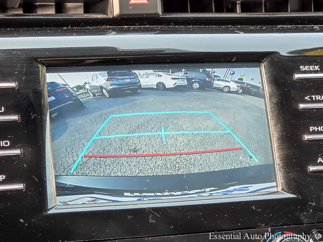Vehicle image 18 of 34