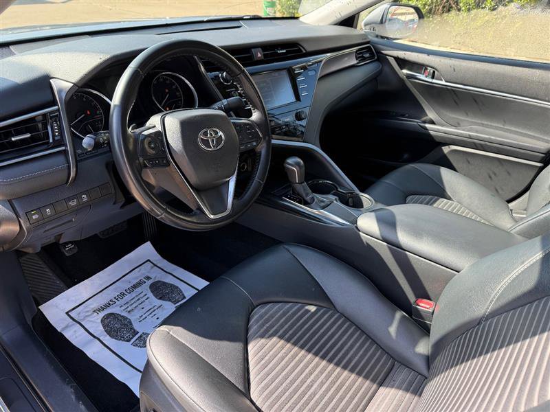 Vehicle image 14 of 50