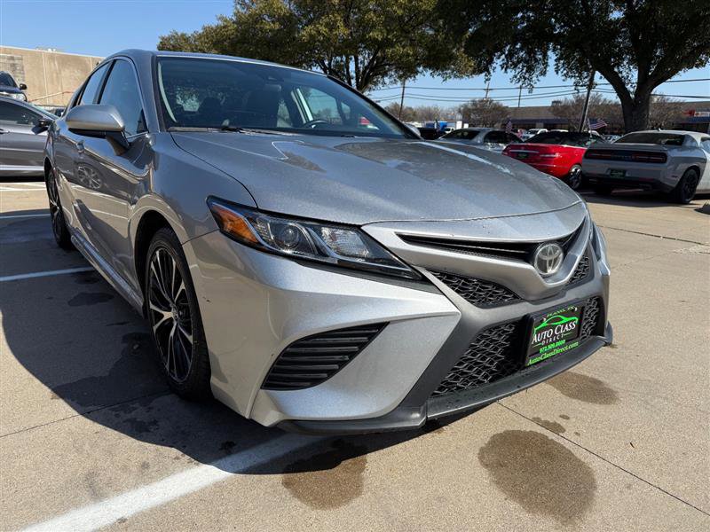 Vehicle image 12 of 50