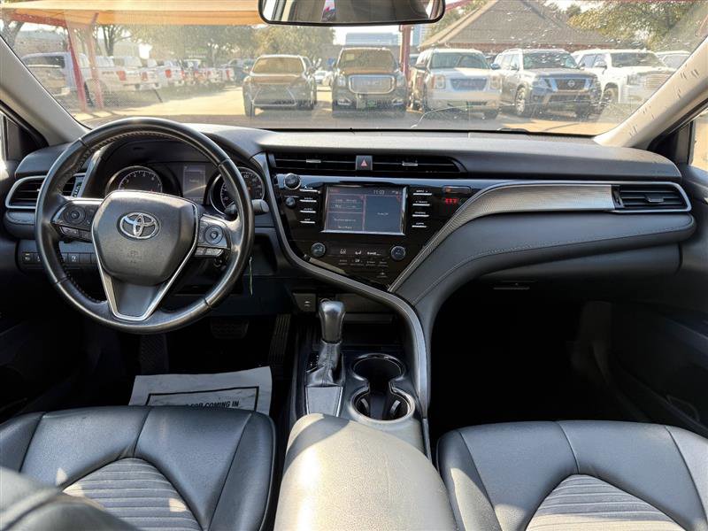 Vehicle image 15 of 50
