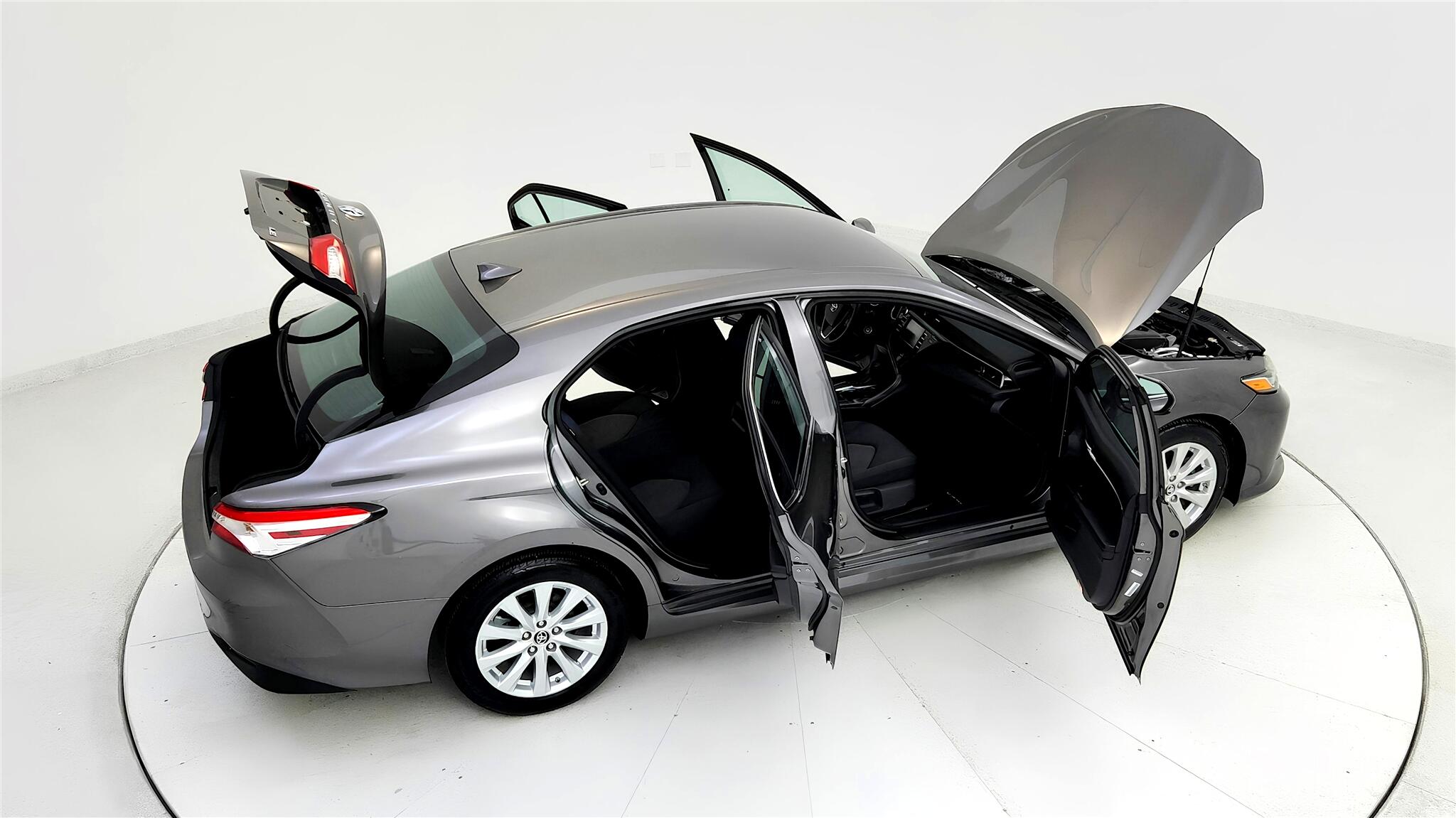 Vehicle image 20 of 59