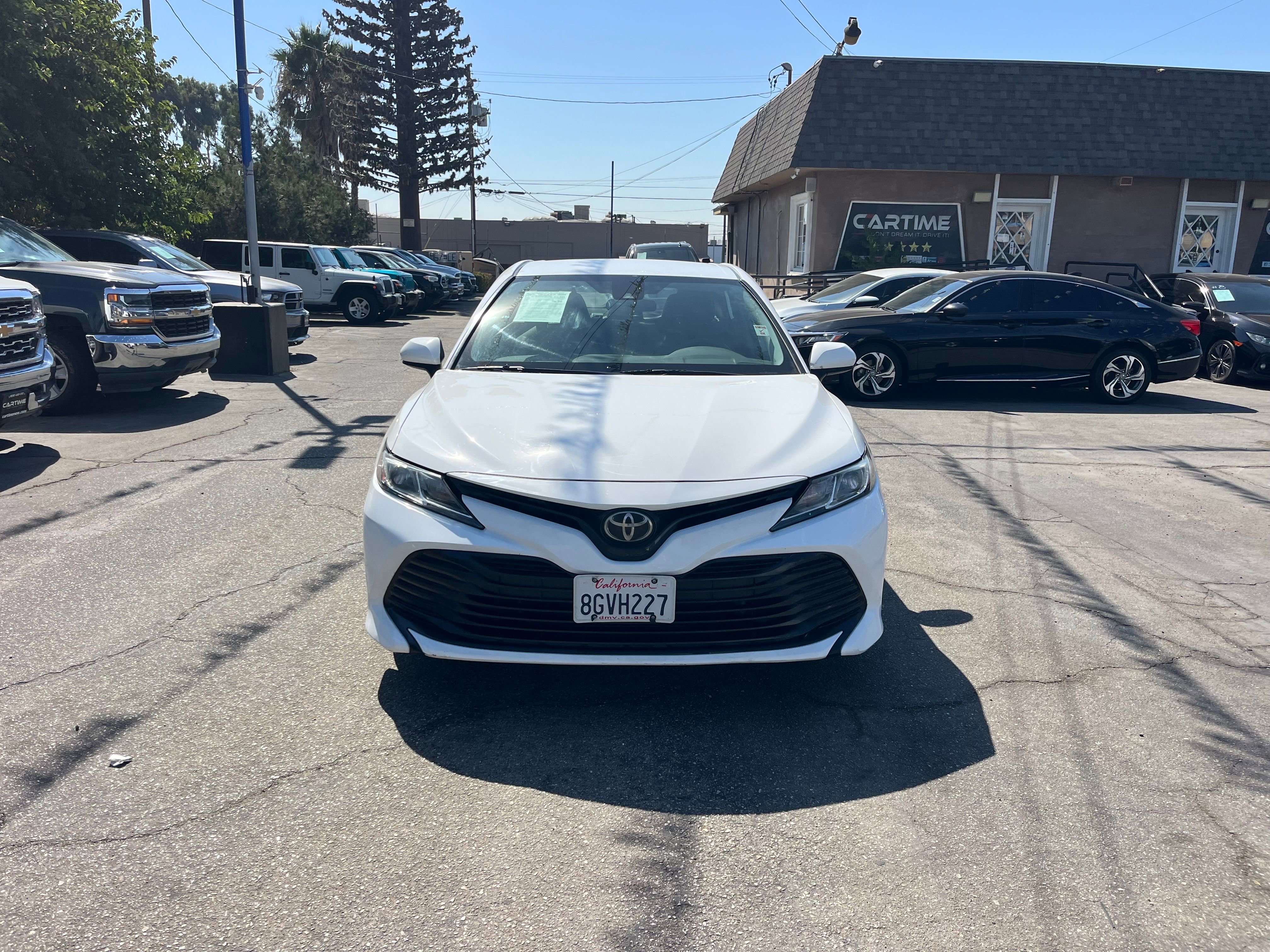 Vehicle image 4 of 57