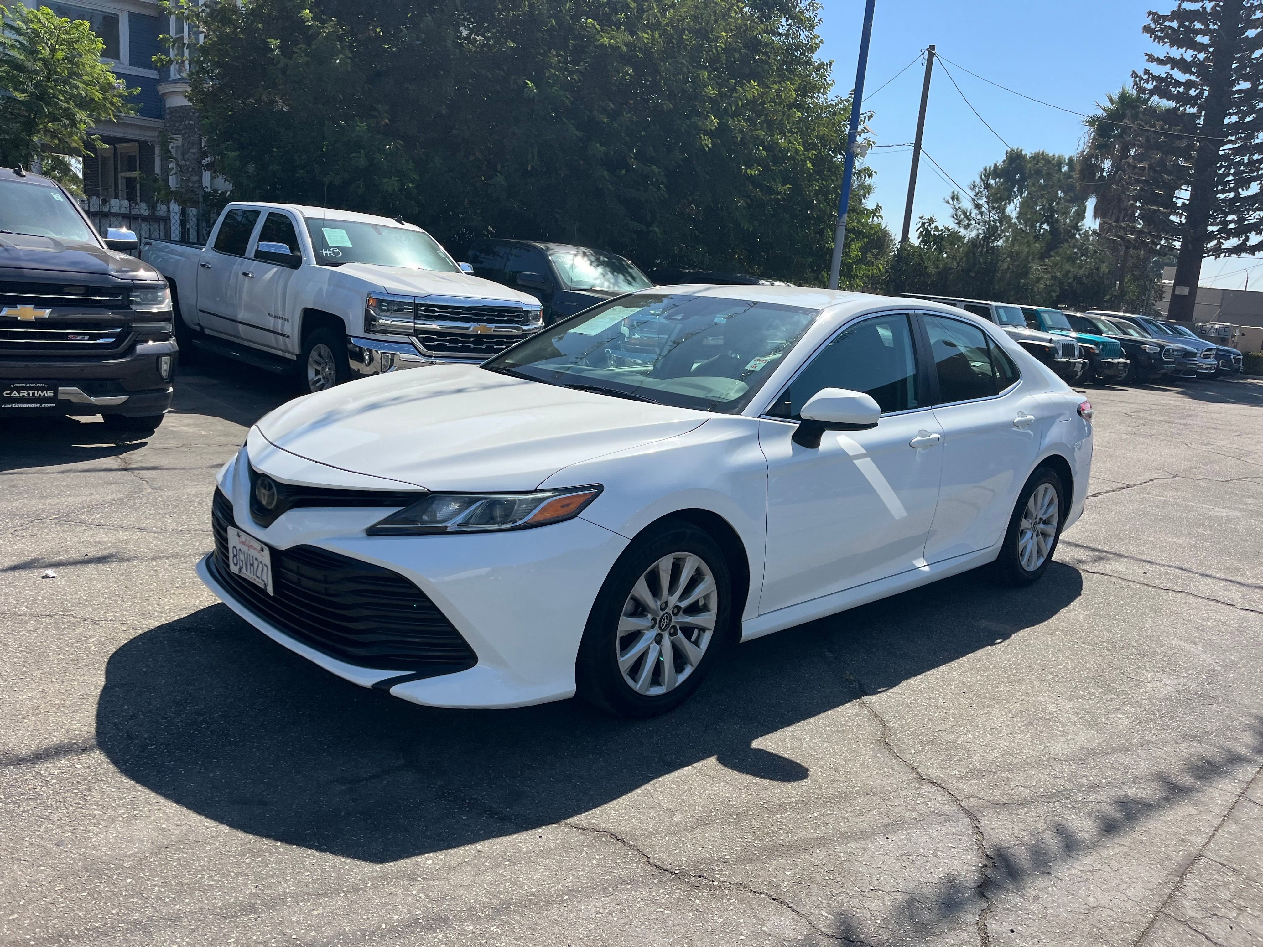 Vehicle image 14 of 57