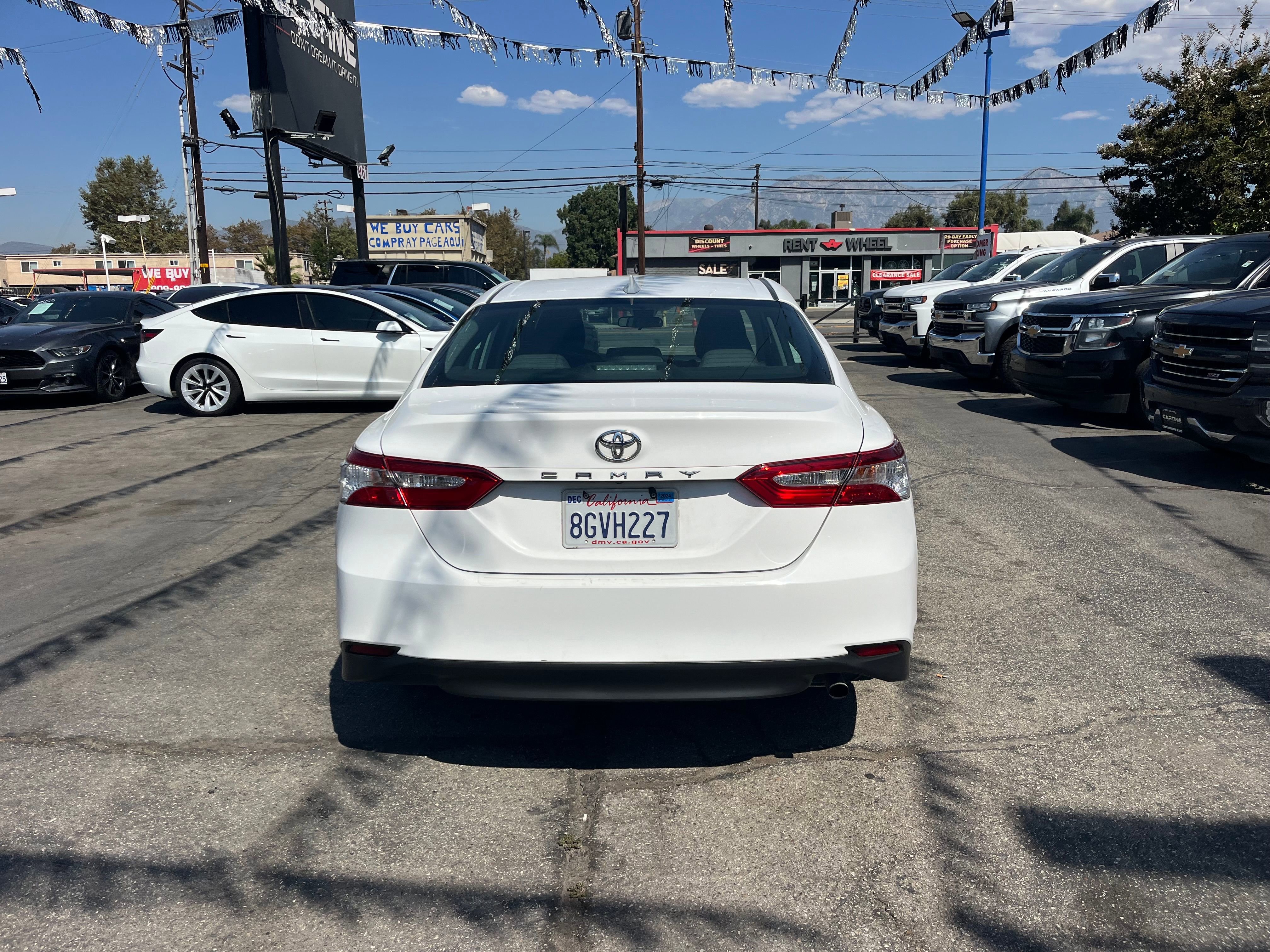 Vehicle image 5 of 57