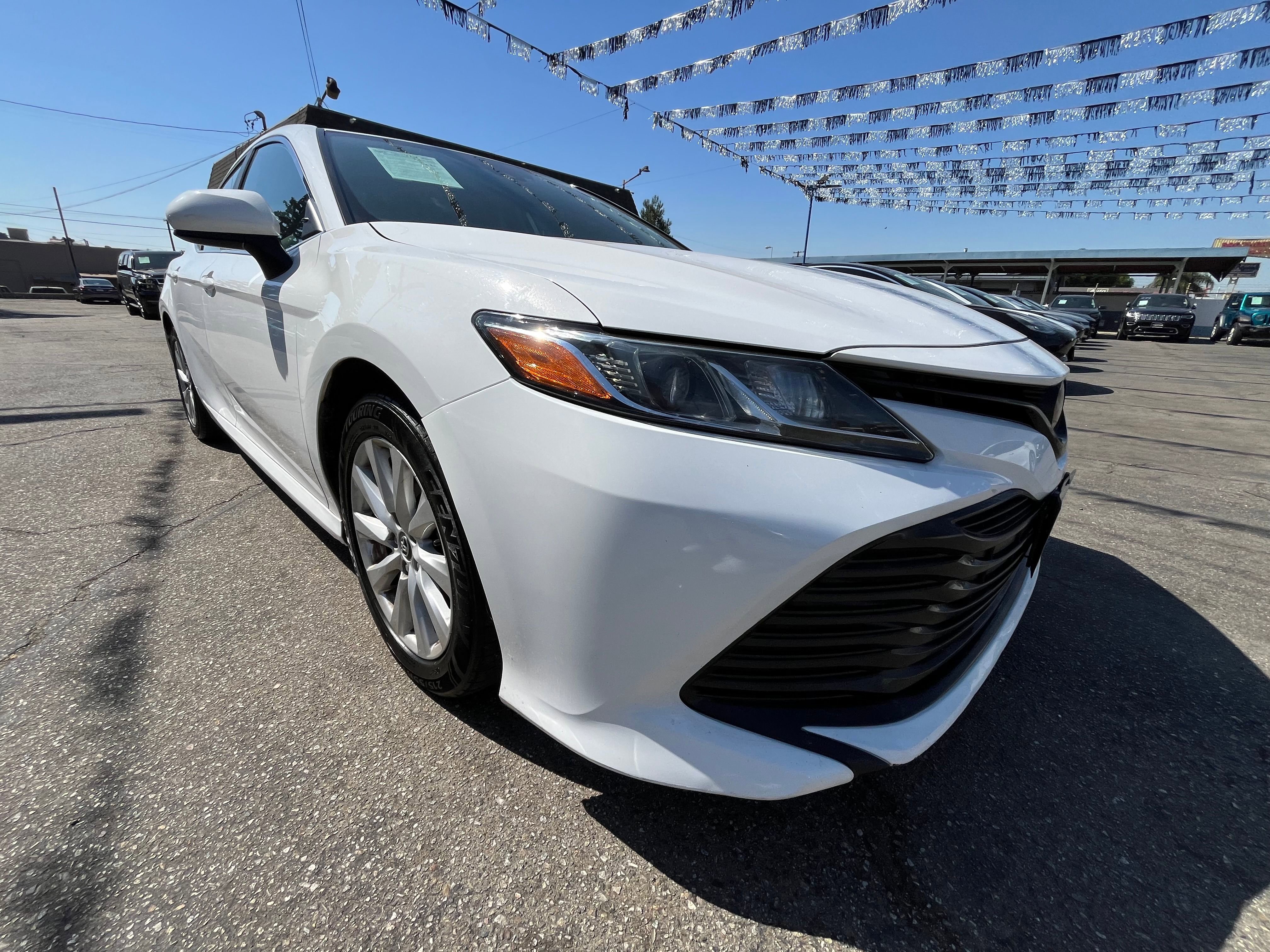 Vehicle image 20 of 57