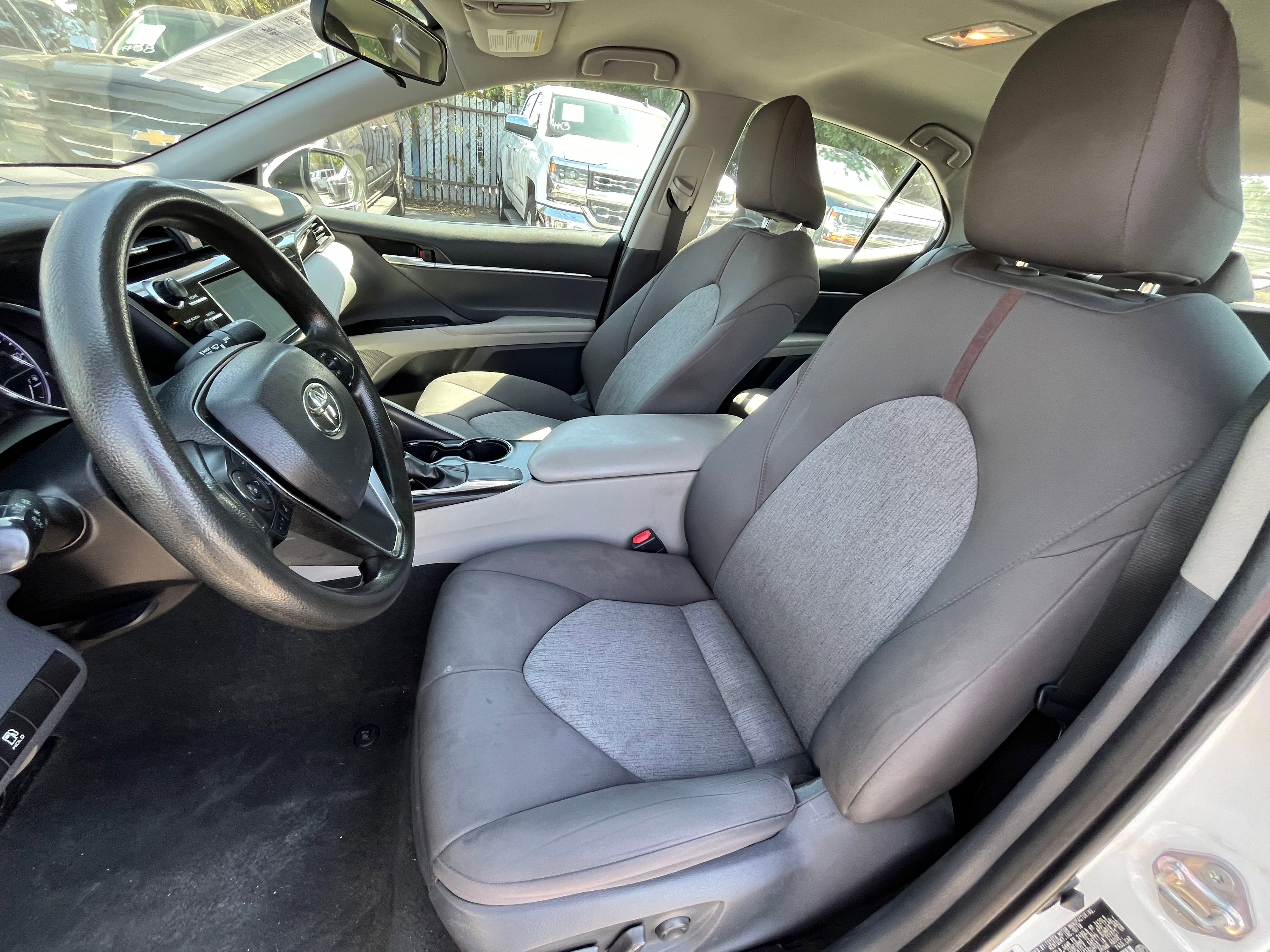 Vehicle image 39 of 57