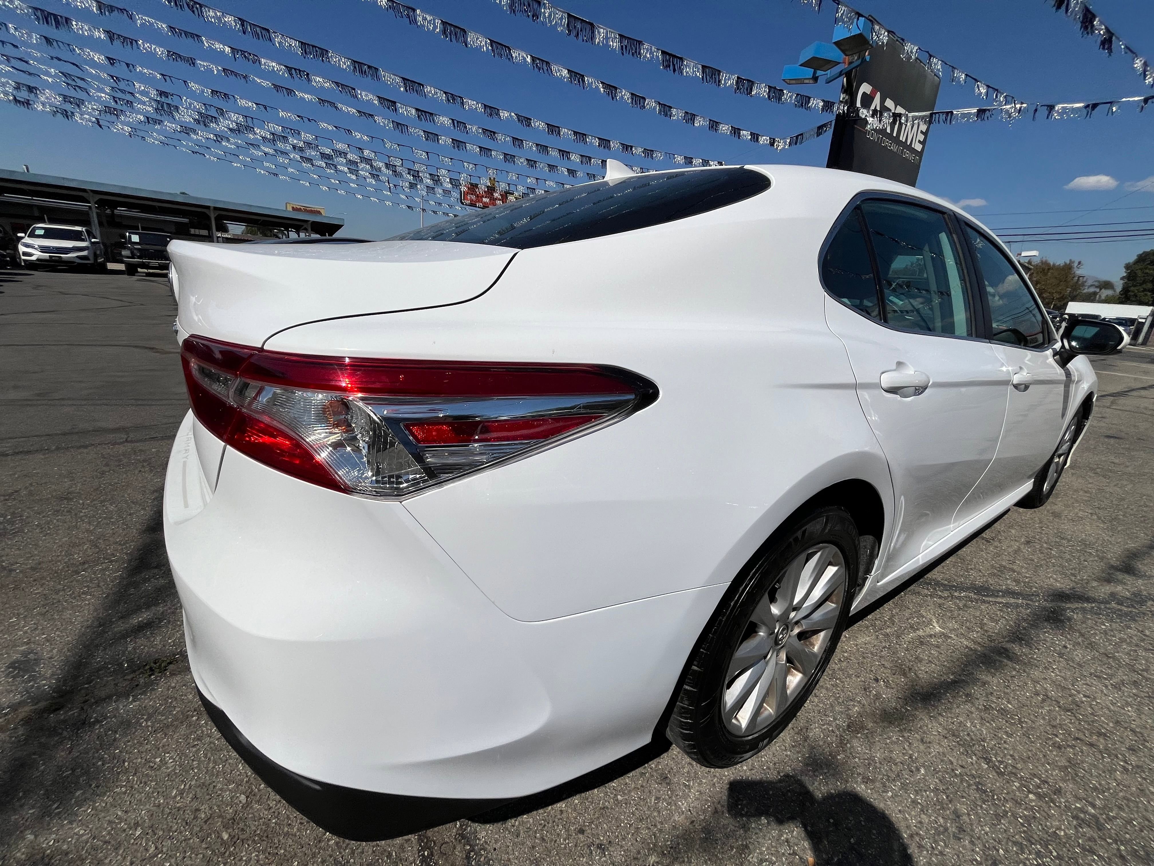 Vehicle image 22 of 57