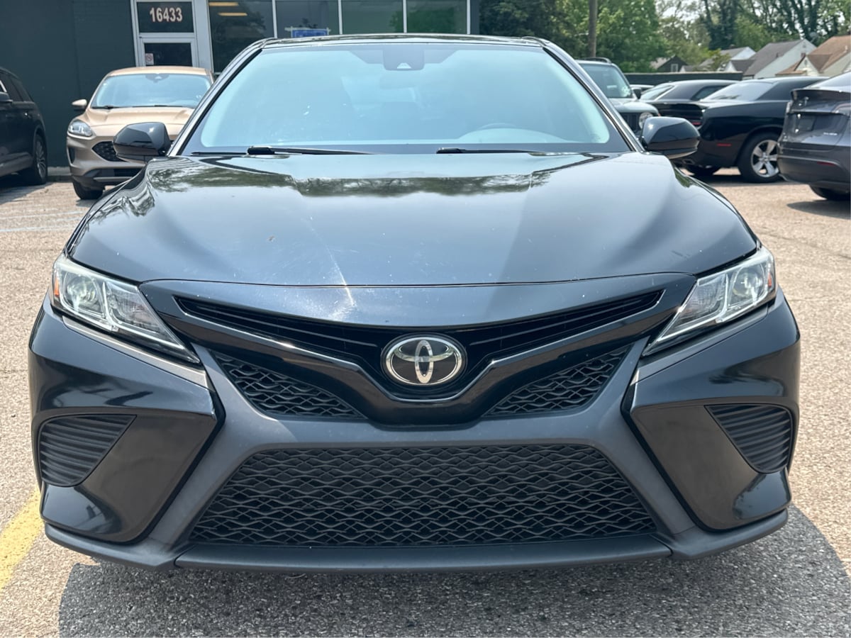 Vehicle image 3 of 35