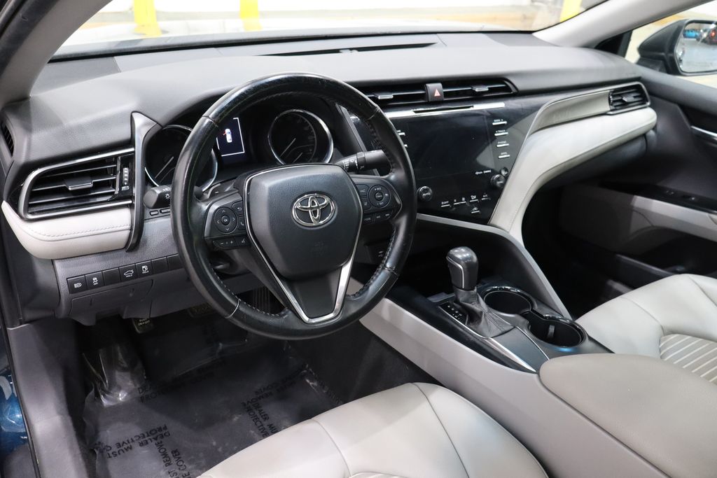 Vehicle image 16 of 35
