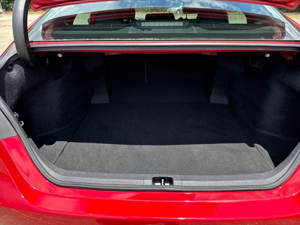 Vehicle image 9 of 37
