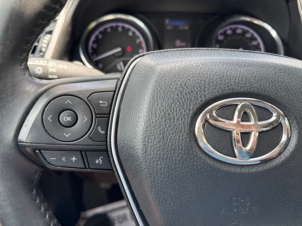 Vehicle image 34 of 37
