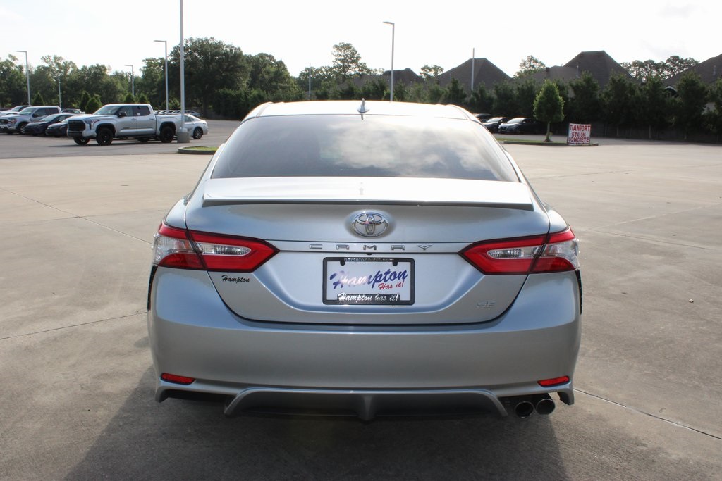 Vehicle image 6 of 29