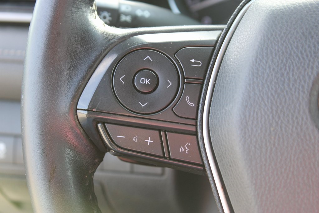 Vehicle image 16 of 29