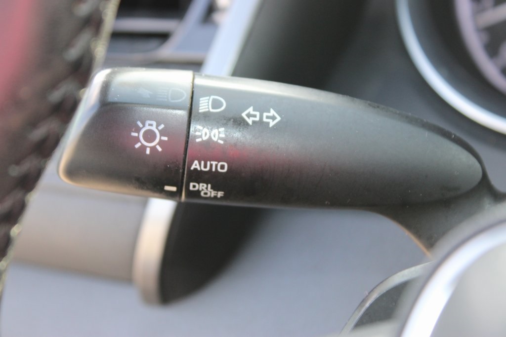 Vehicle image 17 of 29