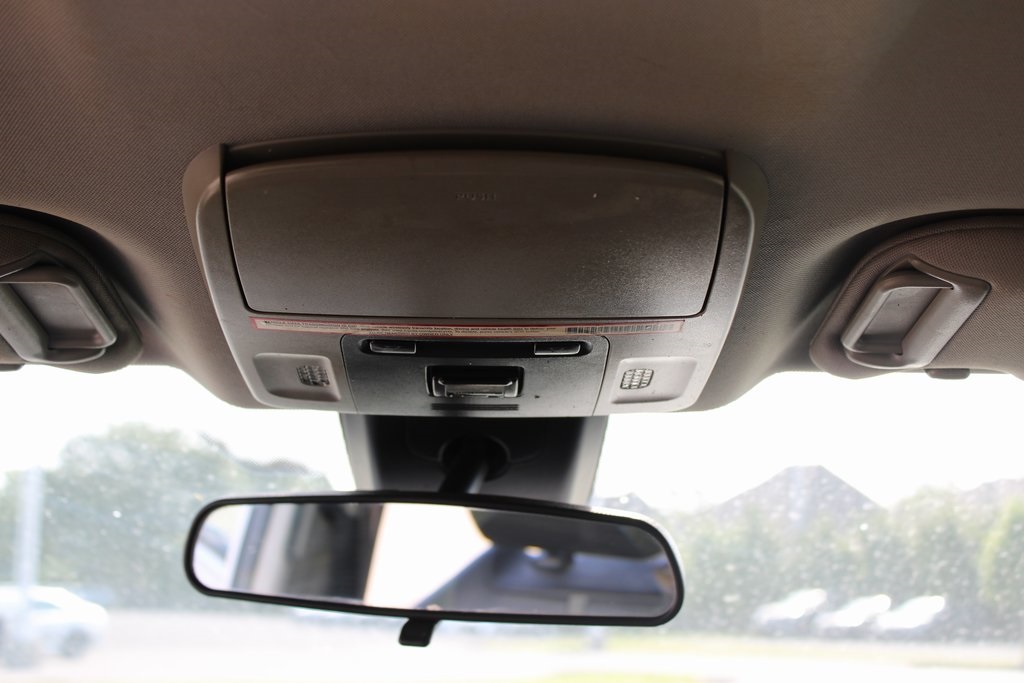 Vehicle image 20 of 29