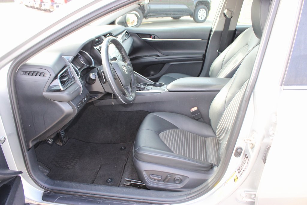 Vehicle image 12 of 29