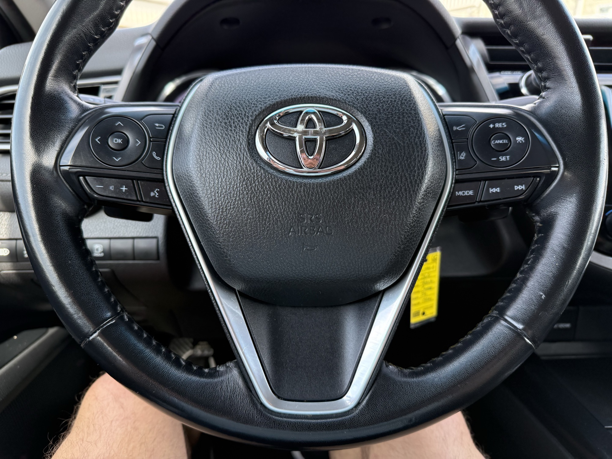 Vehicle image 15 of 20