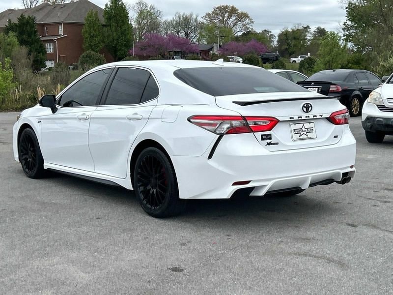 Vehicle image 7 of 25