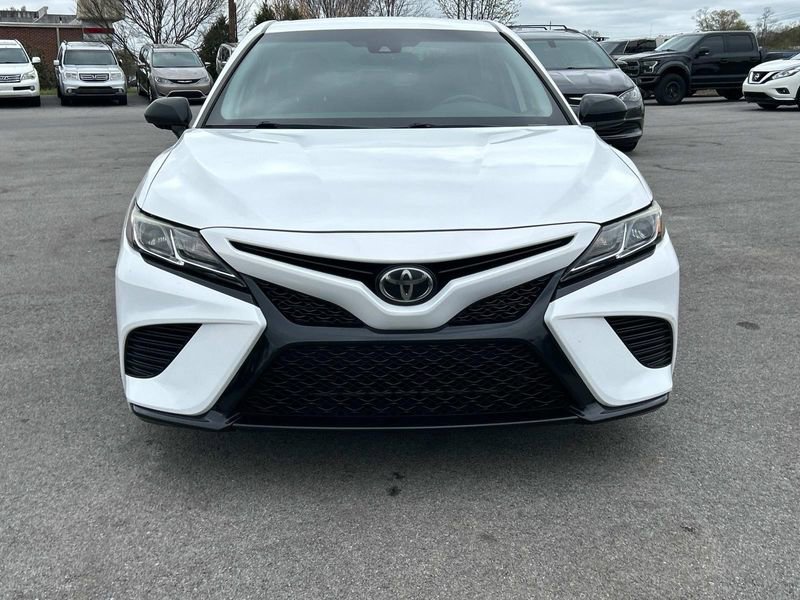 Vehicle image 2 of 25