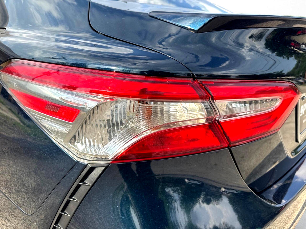 Vehicle image 12 of 27