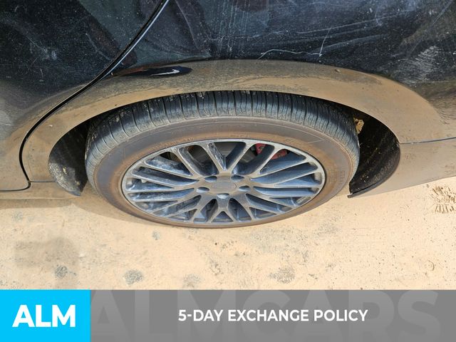Vehicle image 9 of 25
