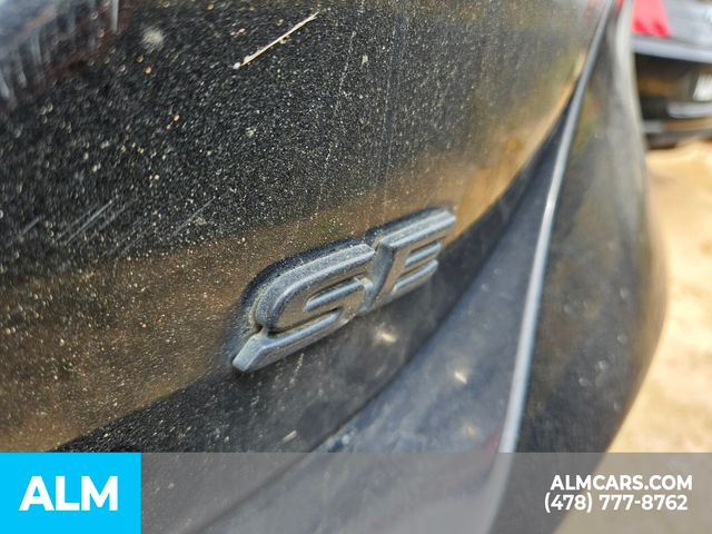 Vehicle image 12 of 25