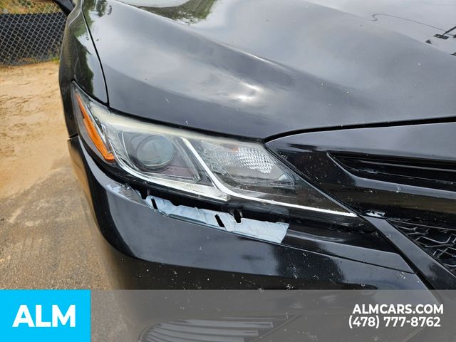 Vehicle image 19 of 25