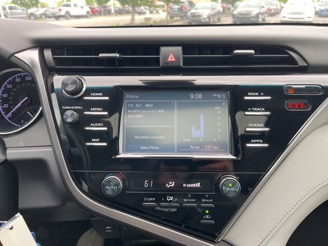 Vehicle image 20 of 29