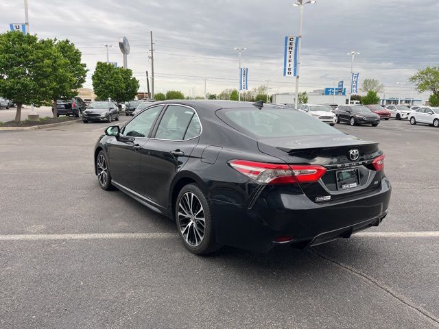 Vehicle image 8 of 29