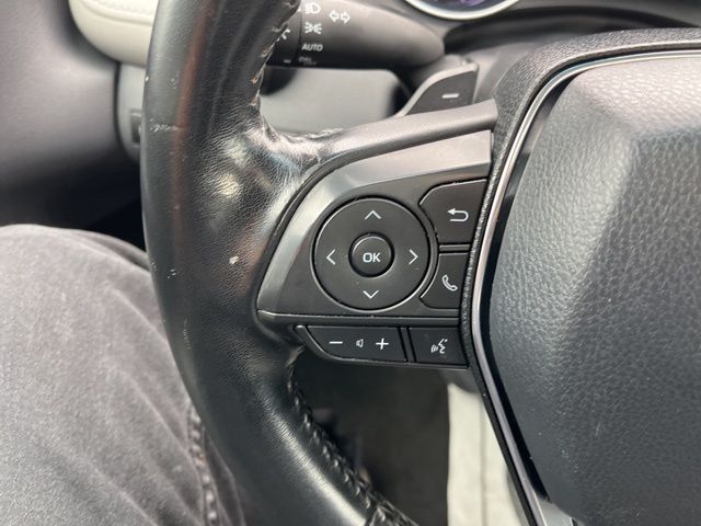 Vehicle image 27 of 29