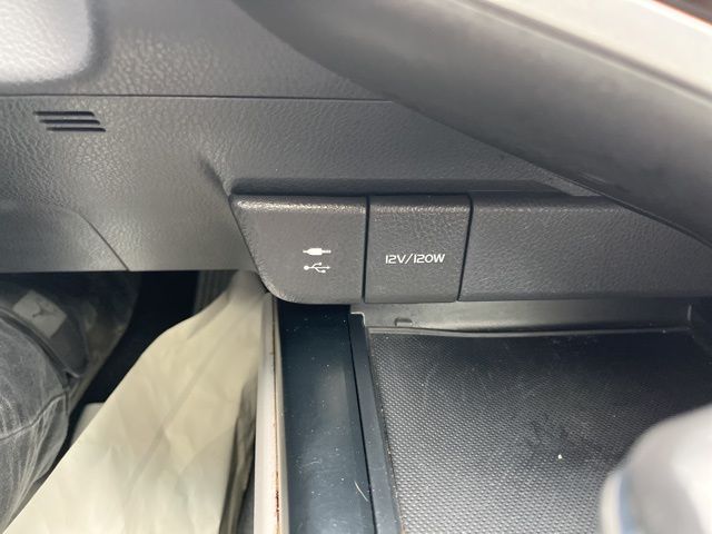 Vehicle image 22 of 29