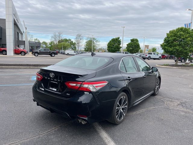 Vehicle image 3 of 29