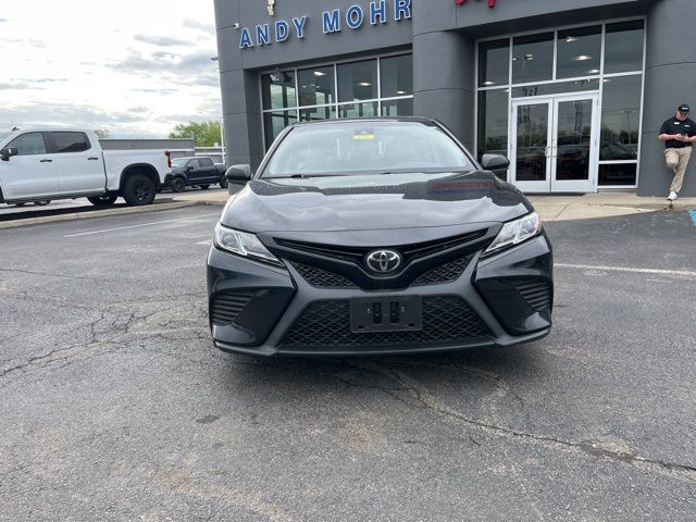 Vehicle image 4 of 29